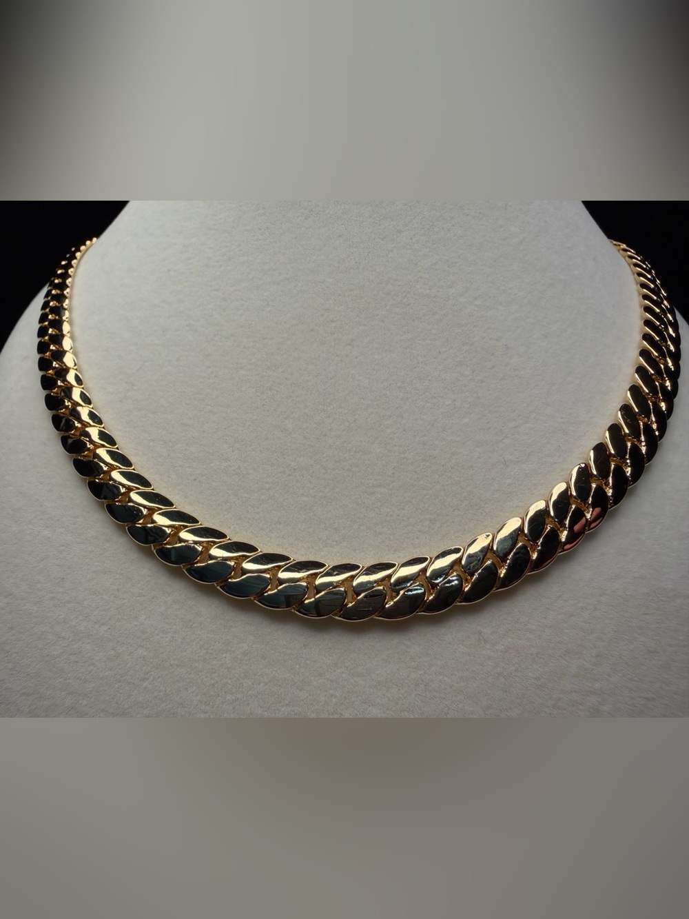 Miami Cuban 26in 8MM 14K Gold Premium Plated w/Box Lock Necklace Brans New